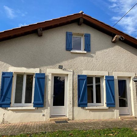 Maison d'hôtes Aux Volets Bleus Romanech-Thorins à Romanèche-Thorins Extérieur photo